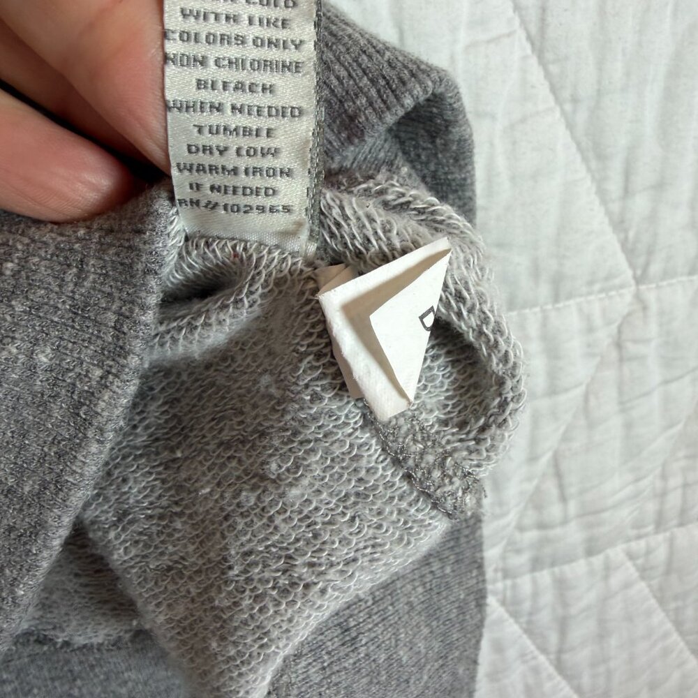 Yale University RedShirt Athleisure Short Sleeve Top - Picture 7 of 8